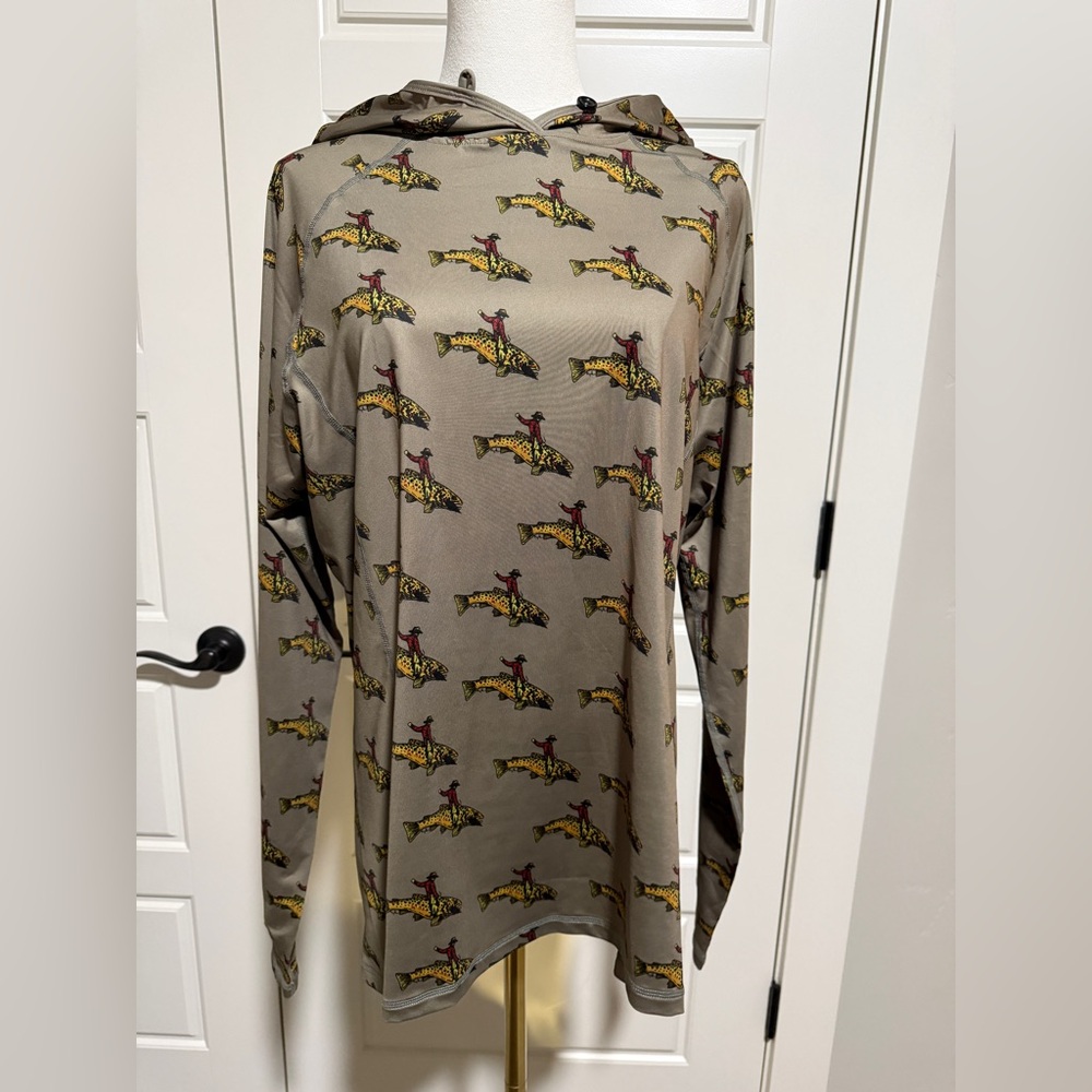 Trxstle Long Sleeve Top with Graphic Print